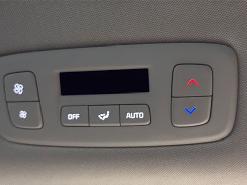 Used 2024 Kia Carnival EX FWD image 35
