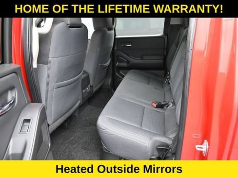 Used 2022 Nissan Frontier SV AWD/4WD image 36