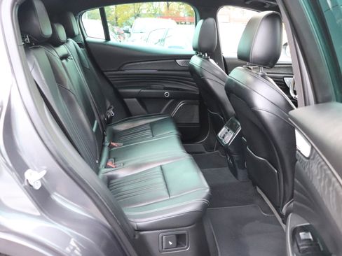 Used 2023 Maserati Grecale GT image 13