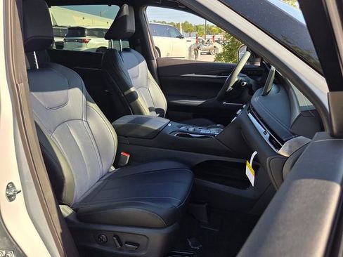 New 2026 INFINITI QX60 Sport w/ Dark Cargo Package AWD/4WD image 22