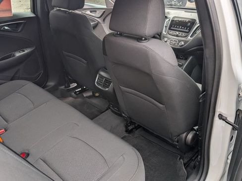 Used 2018 Chevrolet Malibu LT FWD image 19