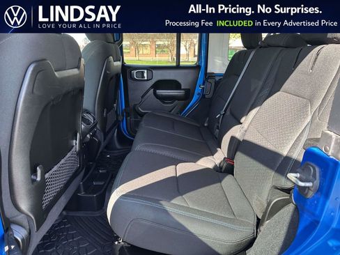 Used 2024 Jeep Wrangler Unlimited Rubicon 4xe image 14