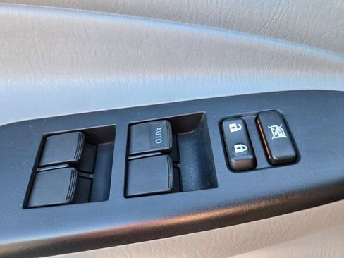 Used 2012 Toyota Tacoma PreRunner w/ Convenience Pkg RWD image 35