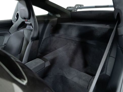 Used 2025 Porsche 911 GT3 w/ Weissach Package image 34