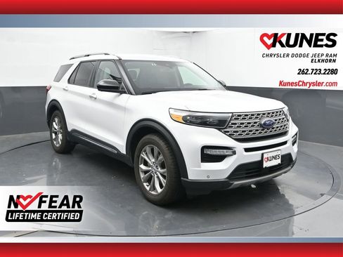 Used 2023 Ford Explorer Limited image 1