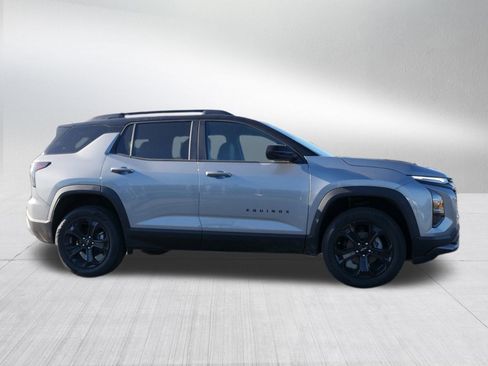 New 2026 Chevrolet Equinox LT w/ Convenience Package II image 2