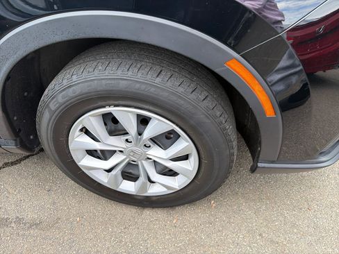 Used 2024 Honda CR-V LX image 4