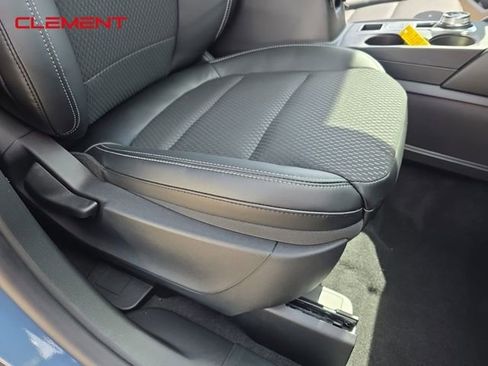 New 2025 Ford Escape SE image 34