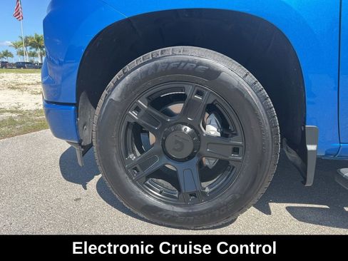 Used 2022 Chevrolet Silverado 1500 Custom image 24