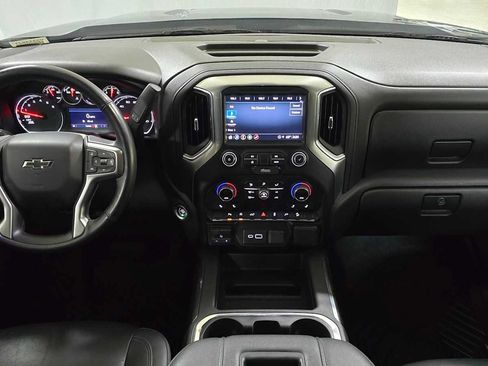 Used 2021 Chevrolet Silverado 1500 LT Trail Boss w/ Convenience Package II image 18