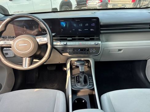Used 2024 Hyundai Kona SEL AWD/4WD image 10