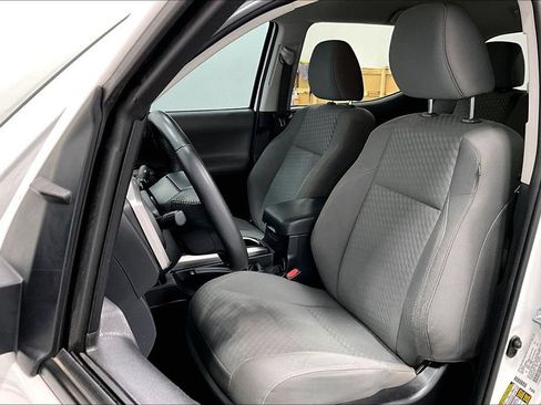 Used 2023 Toyota Tacoma SR5 RWD image 23