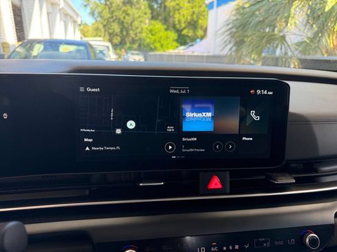 Used 2026 Kia Carnival FWD image 20