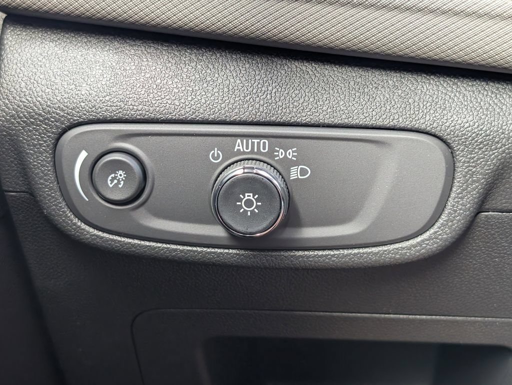 New 2026 Chevrolet TrailBlazer ACTIV w/ Convenience Package FWD image 24