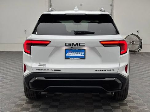New 2026 GMC Terrain Elevation w/ Black Edition AWD/4WD image 8