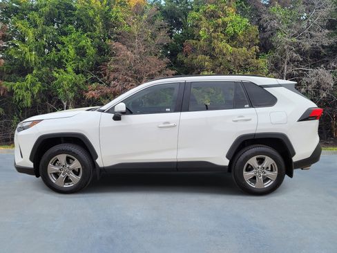 Used 2023 Toyota RAV4 XLE w/ Convenience Package image 22