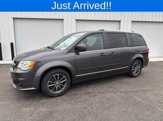 Used 2017 Dodge Grand Caravan SXT video 1