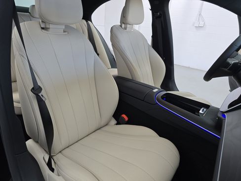 New 2026 Mercedes-Benz E 450 4MATIC Sedan image 10