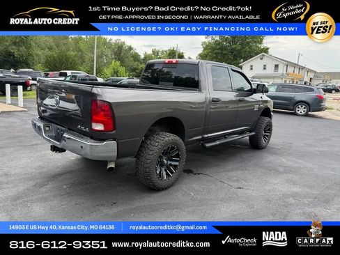 Used 2016 RAM 2500 Tradesman w/ Chrome Appearance Group AWD/4WD image 7