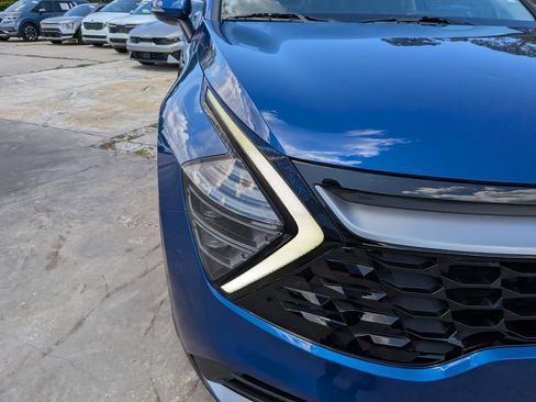 Certified 2024 Kia Sportage EX FWD image 10