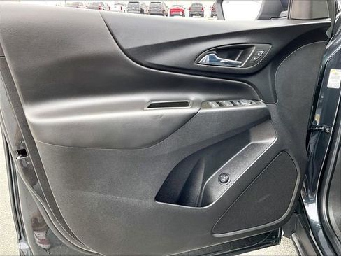 Used 2023 Chevrolet Equinox LT image 9