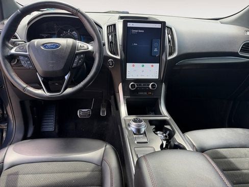 Used 2024 Ford Edge ST-Line w/ Class II Trailer Tow Package AWD/4WD image 10