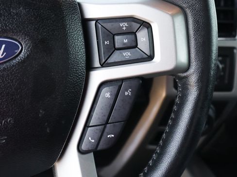 Used 2018 Ford F150 Lariat AWD/4WD image 27
