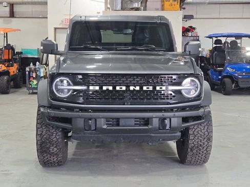 Used 2023 Ford Bronco Wildtrak image 4