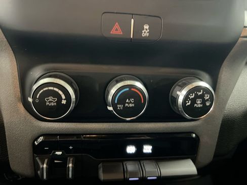 Used 2020 RAM 2500 Tradesman AWD/4WD image 16