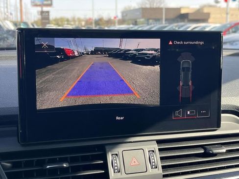 Used 2023 Audi Q5 2.0T Premium w/ Convenience Package image 31