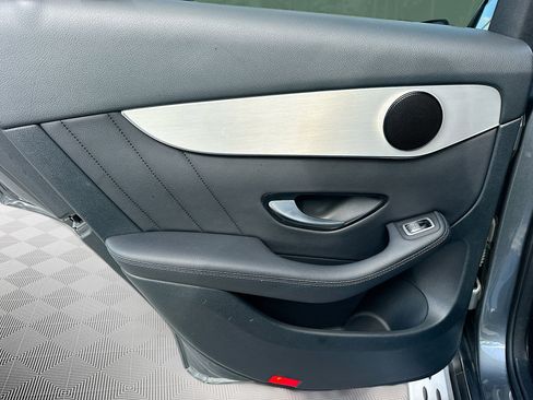 Used 2019 Mercedes-Benz GLC 300 GLC 300 image 27