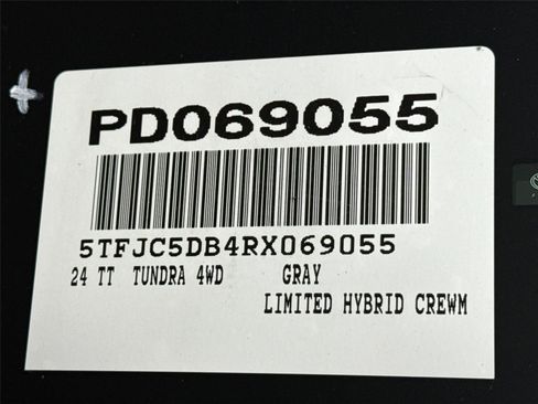 Used 2024 Toyota Tundra Limited image 45