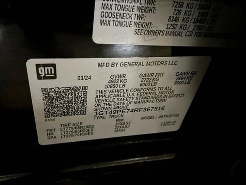 Used 2024 GMC Sierra 2500 AT4 w/ Technology Package image 32