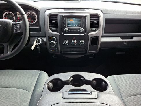 Used 2019 RAM 1500 Express w/ Express Value Package image 15