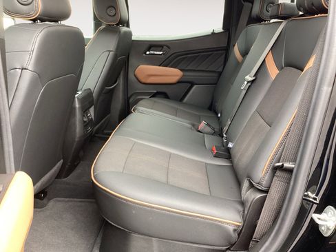Used 2024 GMC Canyon AT4 w/ Canyon Safety Plus Package AWD/4WD image 28