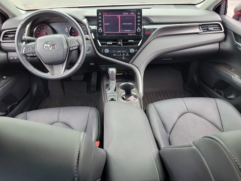 Certified 2022 Toyota Camry XSE FWD image 16
