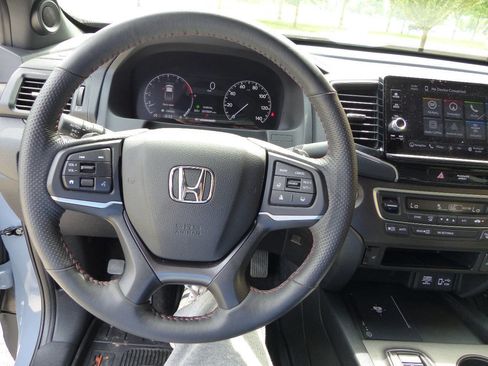 Used 2024 Honda Ridgeline TrailSport image 27