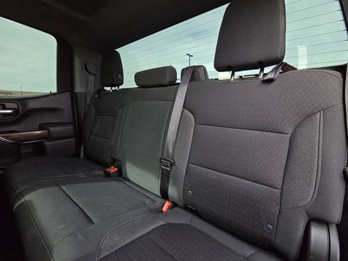 Used 2022 GMC Sierra 1500 Elevation image 24