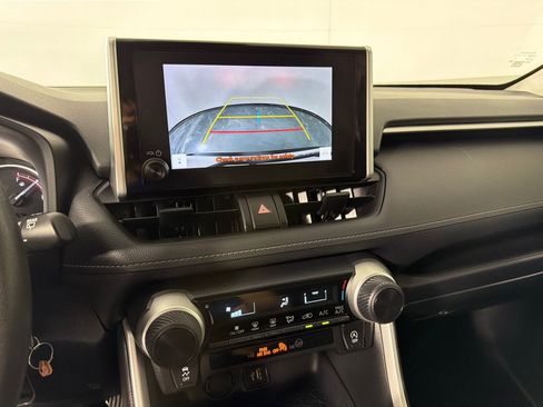 Used 2025 Toyota RAV4 LE FWD image 16