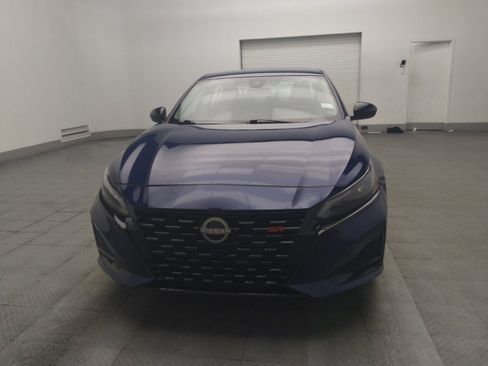 Used 2024 Nissan Altima 2.5 SR FWD image 15
