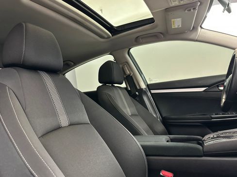 Used 2019 Honda Civic EX image 30