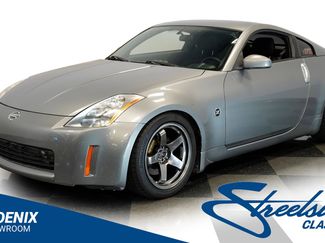 Used 2005 Nissan 350Z Coupe w/ (N93) Cargo Convenience Pkg video 1