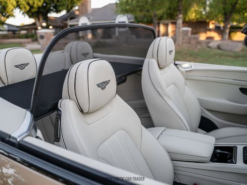 Used 2026 Bentley Continental GTC AWD/4WD image 50