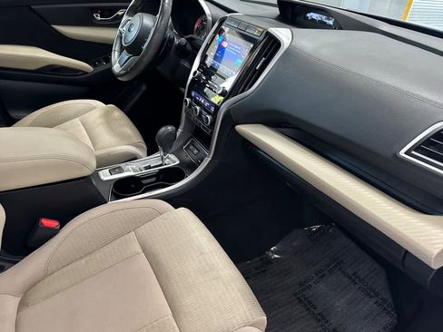 Used 2021 Subaru Ascent Premium w/ Convenience Package image 17