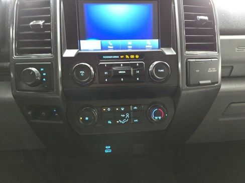 Used 2022 Ford F250 XLT image 27