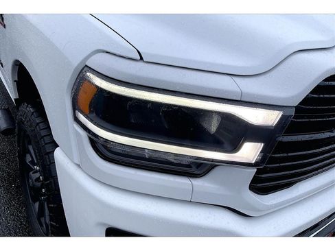 Used 2024 RAM 2500 Laramie w/ Night Edition image 30