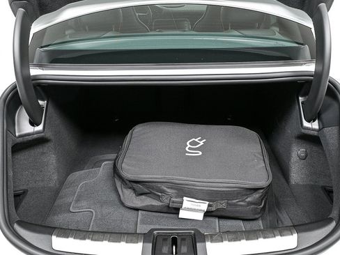 Certified 2025 Porsche Taycan image 30