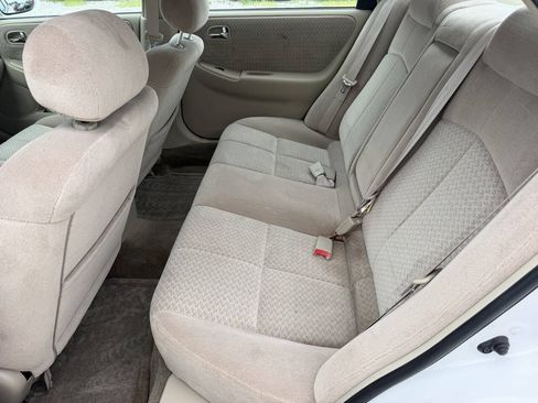 Used 2002 MAZDA 626 FWD image 16