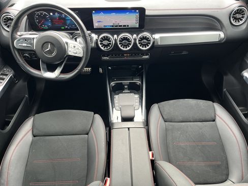 Used 2023 Mercedes-Benz EQB 350 4MATIC SUV image 3