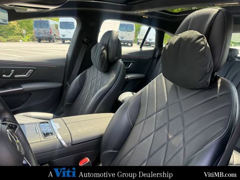 Used 2023 Mercedes-Benz EQS 580 4MATIC Sedan image 18